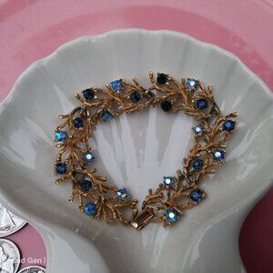 1960's Brilliant Blue Lisner Bracelet